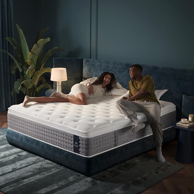 DCOOLAULTRA Queen Size Mattress 12 Inch, Medium Firm Hybrid Bed with Memory Foam and Individually Wrapped Pocket Springs, CertiPUR-US Certified, Fiberglass-Free