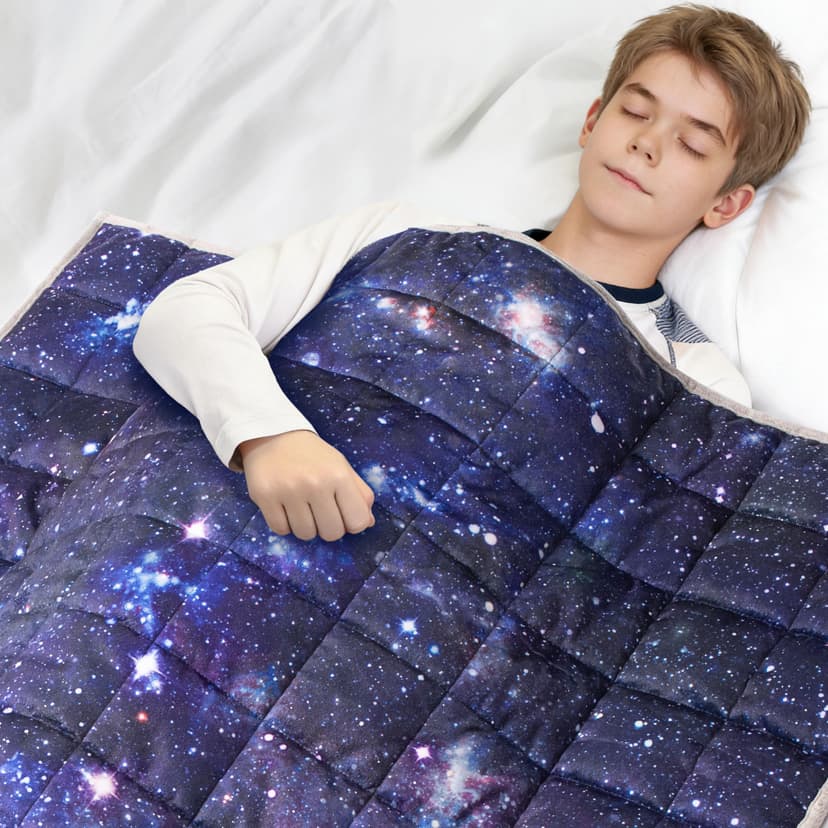 Solfres 7lbs Weighted Blanket, 41 x 60 Inches, Printing Heavy Blanket 7 Pounds for Children and Teens Ultra Soft and Cozy, Stars, Sensory Items, Universe Galaxy