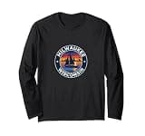 Milwaukee Wisconsin Vintage Sailing Sail Boat xi Long Sleeve T-Shirt