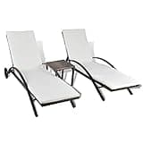 KMUNGDWG 2-Piece Rattan Sun Lounger Set with Adjustable Backrest, Brown PE Rattan, Includes 2 Sun Loungers and 1 Table, with Removable Cushions and Wheels
