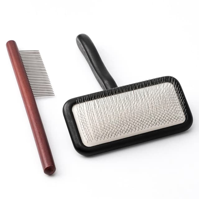 Carpet Rake Sheepskin Wool Brush and Sheepskin Brush Cleaner Comb, More Suitable for Pile Carpets/Rugs, for Carding Fur, Restore Carpets Softness and Texture (Black, 2PCS(Big+ Small)