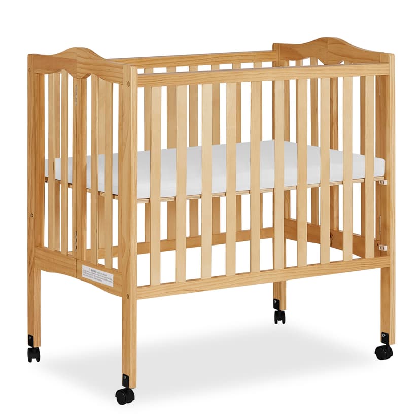 Dream On Me 2-in-1 Lightweight Quick Fold Portable Compact Mini Baby Crib in Natural, GreenGuard Gold & BSA, Patented Flat-Folding, Converts to Playpen in Seconds, Locking Wheels, 1″ Mattress Pad