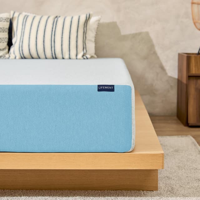 LIFEMENT 6 Inch Queen Cooling Gel Infused Memory Foam Mattress in a Box | Medium Firm Bed, Fiberglass Free, CertiPUR-US & Oeko-TEX Certified Foam, Pressure Relief Comfort