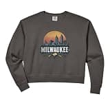 Womens Retro Milwaukee Landscape Vintage Souvenir Comfort Colors Crop Sweatshirt