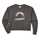 Womens Retro Milwaukee Landscape Vintage Souvenir Comfort Colors Crop Sweatshirt