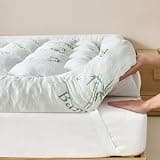 5 Inch Memory Foam Mattress Topper Twin Size, Breathable Viscose Made from Bamboo Pillow Top Mattress Pad Cover, Soft Bed Topper with 2000 GSM Foam Filling for Pain Relief, White, 39x75x5 in