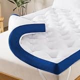 WhatsBedding 5 Inch Memory Foam Mattress Topper for Back Pain, Filled with Flfuffy Soft Breathable Stuffing, Thick Supportive Pillow Top King Mattress Topper